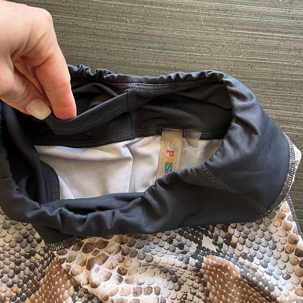 Prismsport Cropped Python Print Leggings - image 4